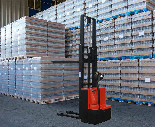 Food / Beverage / Cold Storage PALLET STACKER